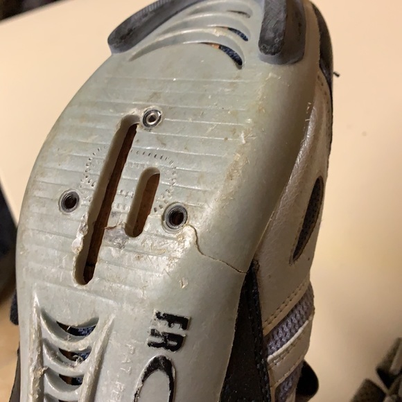 Louis Garneau Spin Shoes - Picture 5 of 8